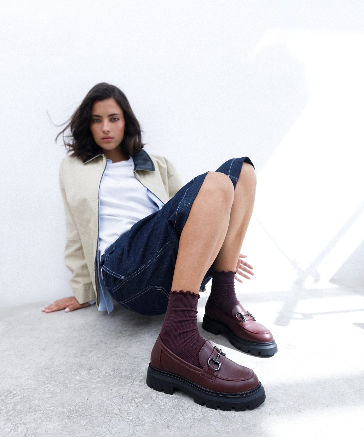 Mocasines burdeos detalle  image number null